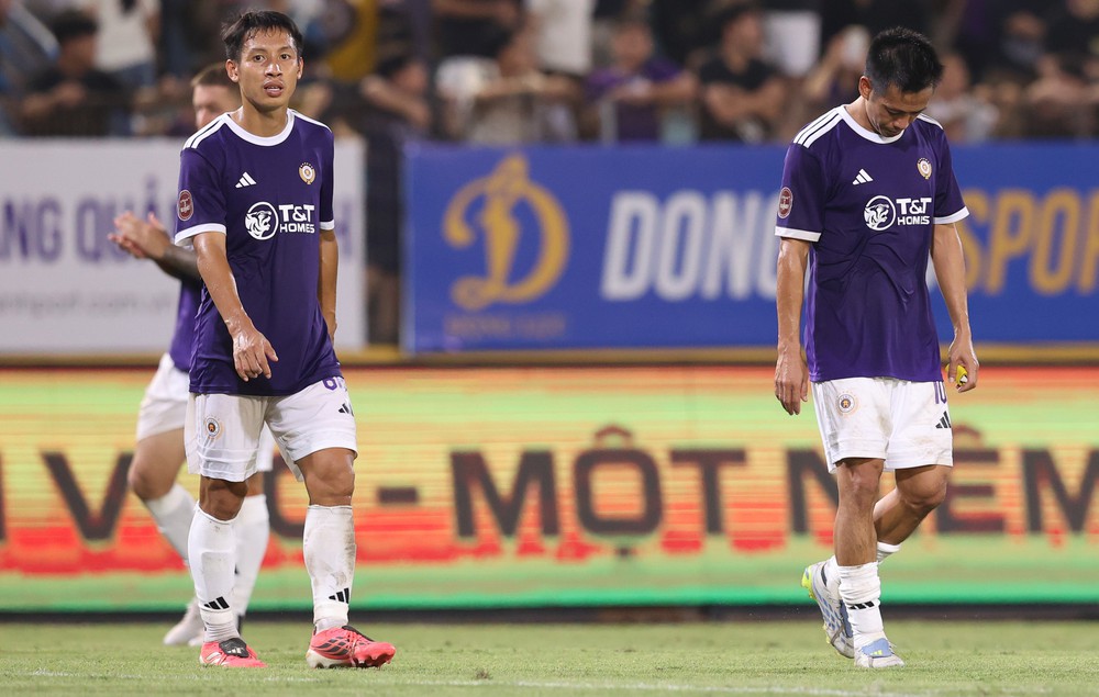 Hà Nội FC rơi tự do, lạc lối trong cuộc đua vô địch - Ảnh 1.