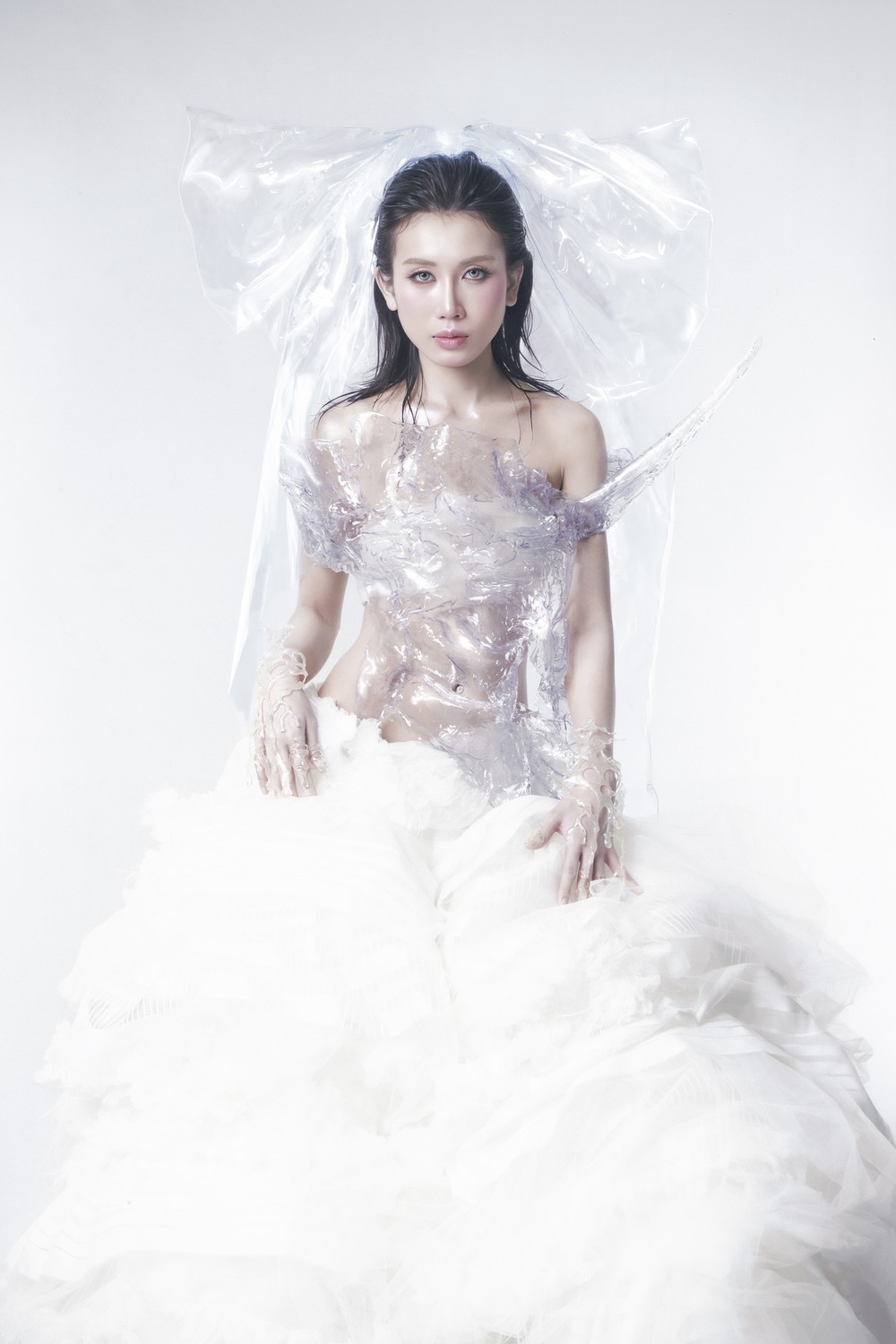 Rapper UMIE: "Muốn trở thành một performer toàn diện hơn" - Ảnh 2. Rapper UMIE: "Muốn trở thành một performer toàn diện hơn" - Ảnh 2.