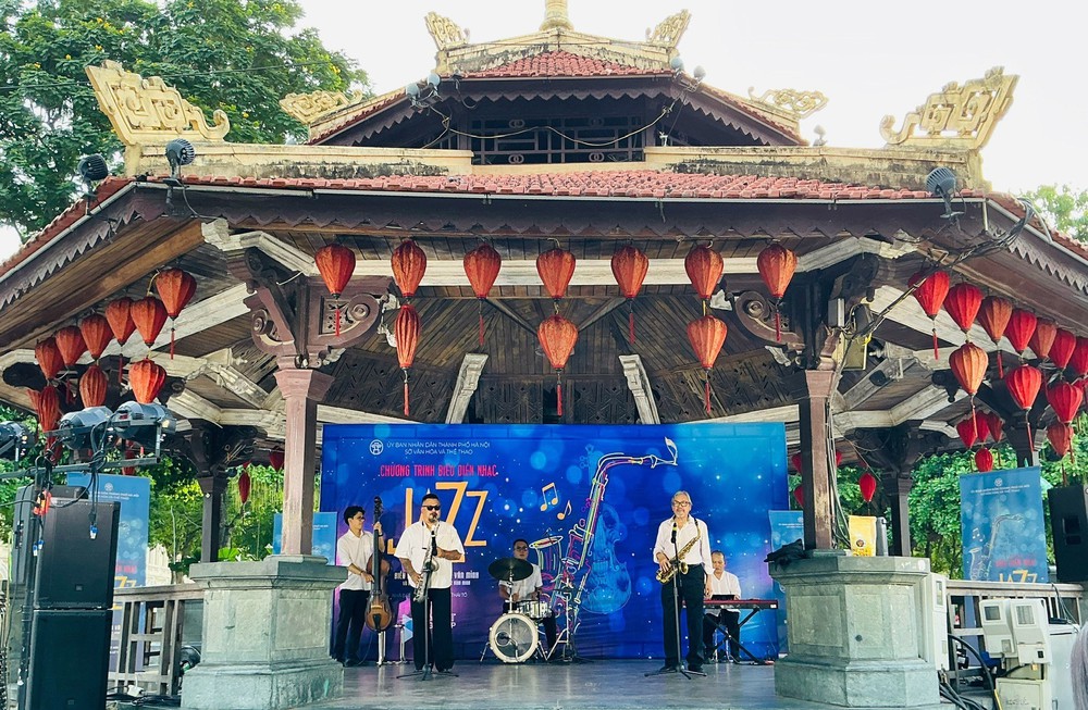 Hanoi Jazztival 2026: Đưa Jazz Việt Nam từ không gian hẹp đến gần công chúng - Ảnh 2. Hanoi Jazztival 2026: Đưa Jazz Việt Nam từ không gian hẹp đến gần công chúng - Ảnh 2.