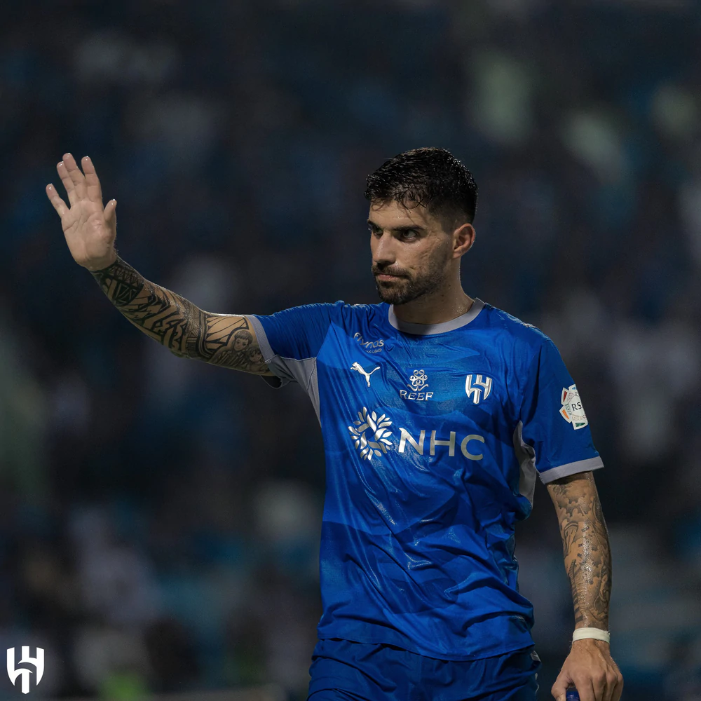 Ronaldo nổi giận, kêu gọi cấm vĩnh viễn CĐV chế giễu Ruben Neves bằng tên Diogo Jota - Ảnh 2. Ronaldo nổi giận, kêu gọi cấm vĩnh viễn CĐV chế giễu Ruben Neves bằng tên Diogo Jota - Ảnh 2.