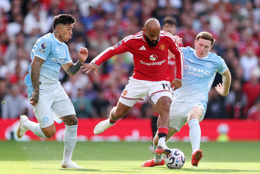 MU thua Man City dù chơi hơn người: Thất bại không thể bào chữa - Ảnh 1. MU thua Man City dù chơi hơn người: Thất bại không thể bào chữa - Ảnh 1.