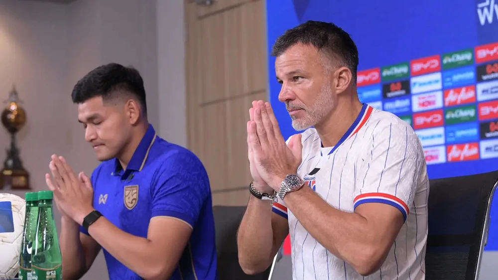 Đòi lại "món nợ" trước ĐT Việt Nam là một trong 3 mục tiêu của HLV ĐT Thái Lan tại FIFA ASEAN Cup 2026 - Ảnh 1. Đòi lại "món nợ" trước ĐT Việt Nam là một trong 3 mục tiêu của HLV ĐT Thái Lan tại FIFA ASEAN Cup 2026 - Ảnh 1.
