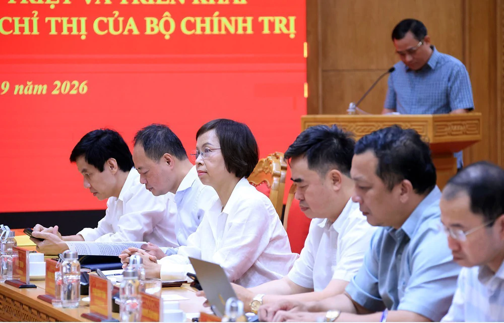 Nghị quyết số 25-NQ/TW: Công tác tư tưởng phát huy vai trò mở đường trong kỷ nguyên phát triển mới - Ảnh 2. Nghị quyết số 25-NQ/TW: Công tác tư tưởng phát huy vai trò mở đường trong kỷ nguyên phát triển mới - Ảnh 2.