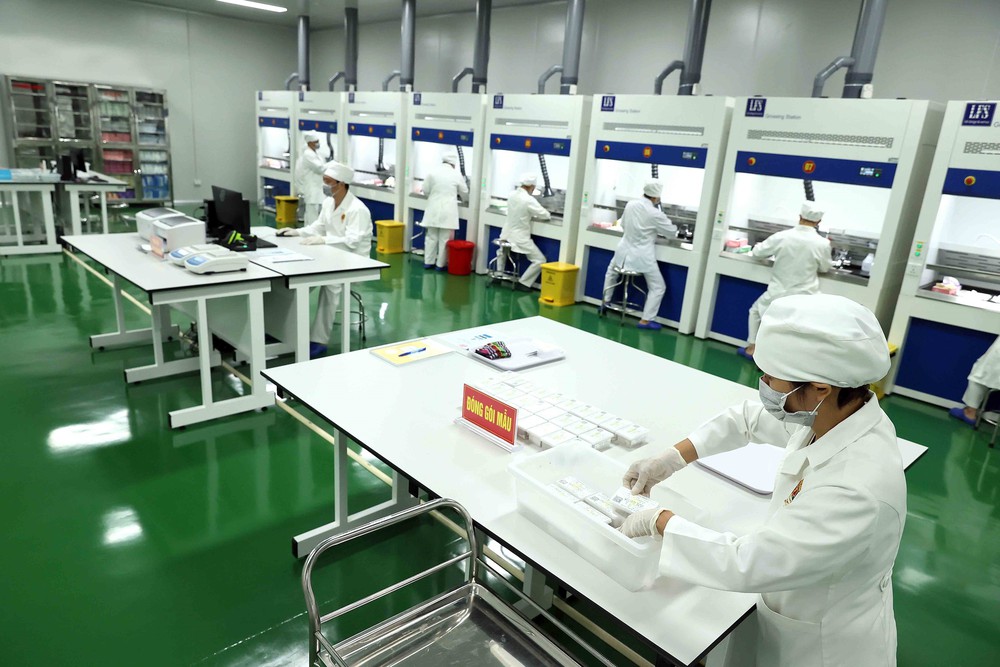 Phó Thủ tướng Phạm Thị Thanh Trà: Xác định danh tính hài cốt liệt sĩ đòi hỏi sự kiên trì, nguồn lực và nỗ lực của cả hệ thống chính trị - Ảnh 6.