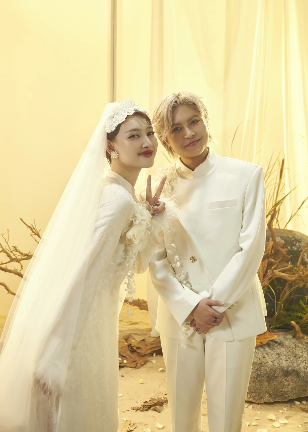 Vicky Nhung và Chu Thúy Quỳnh chính thức ra mắt MV “50 năm về sau” - Ảnh 2. Vicky Nhung và Chu Thúy Quỳnh chính thức ra mắt MV “50 năm về sau” - Ảnh 2.