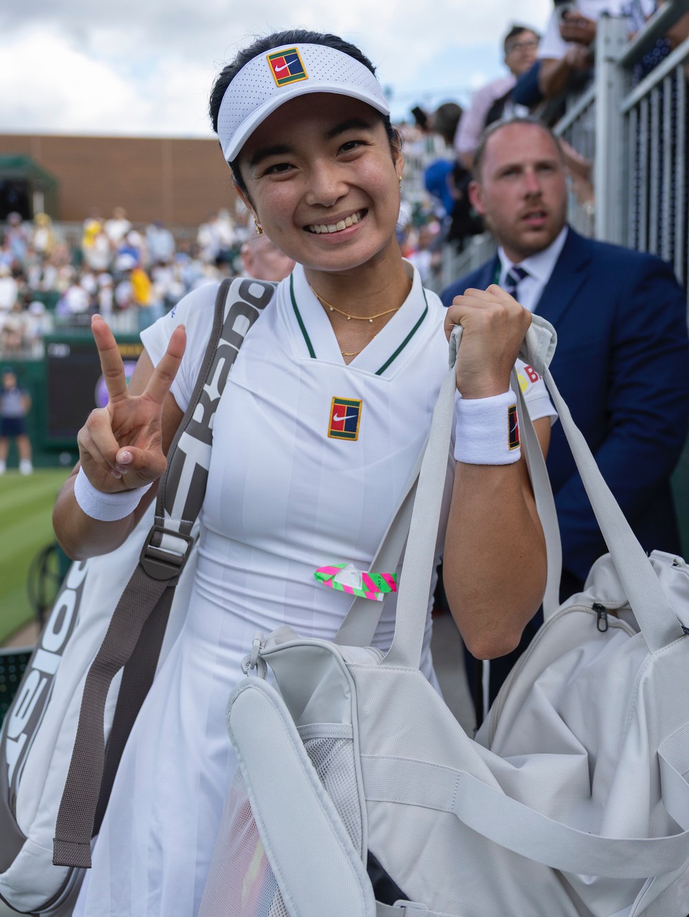 Philippines kêu gọi WTA miễn án phạt cho tay vợt Alex Eala vì bỏ China Open để tham dự ASIAD 2026 - Ảnh 1.