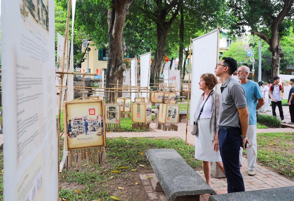 "Dòng chảy di sản" tại Văn Miếu - Quốc Tử Giám (Kỳ 1): Hội tụ di sản cho phát triển công nghiệp văn hóa - Ảnh 3.