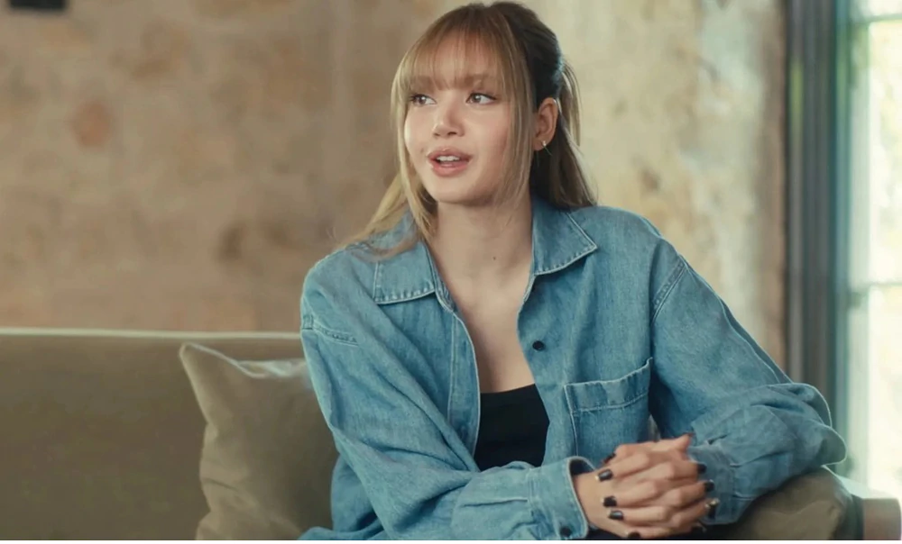 Lisa "gây bão" tại TIFF 2026 với hành trình bước ra khỏi cái bóng Blackpink - Ảnh 2.