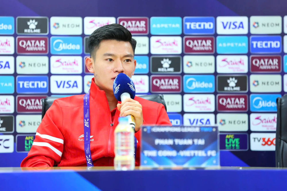 HLV Velizar Popov: 'May là Juan Mata không thi đấu trước Thể Công Viettel' - Ảnh 2.