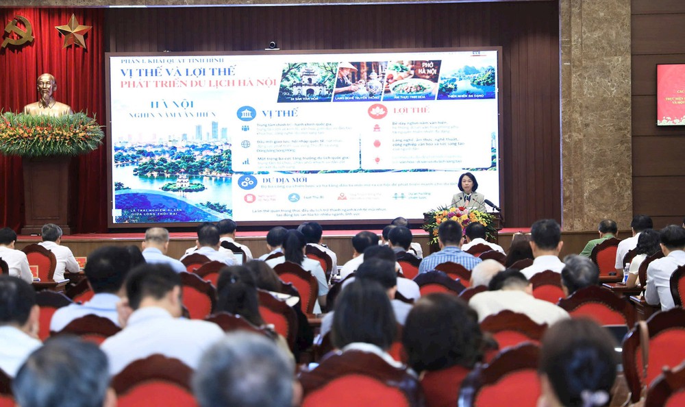 Hà Nội phấn đấu đón 47,5 đến 50,8 triệu lượt khách vào năm 2030 - Ảnh 2. Hà Nội phấn đấu đón 47,5 đến 50,8 triệu lượt khách vào năm 2030 - Ảnh 2.