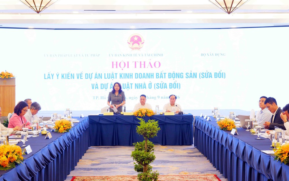 Tiếp tục hoàn thiện khuôn khổ pháp lý về nhà ở và kinh doanh bất động sản - Ảnh 1.