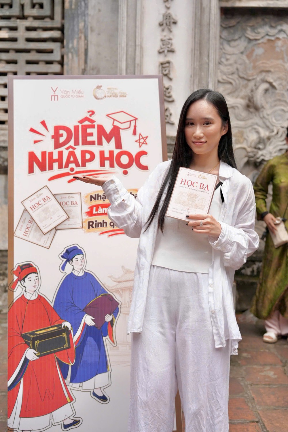 "Dòng chảy di sản" tại Văn Miếu - Quốc Tử Giám (kỳ 3 & hết): Trải nghiệm làm Giám sinh trường Quốc học đầu tiên - Ảnh 2. "Dòng chảy di sản" tại Văn Miếu - Quốc Tử Giám (kỳ 3 & hết): Trải nghiệm làm Giám sinh trường Quốc học đầu tiên - Ảnh 2.