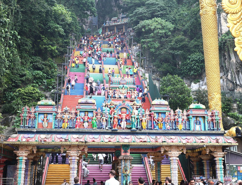 Động Batu – Sắc màu văn hóa Hindu giữa lòng Malays - Ảnh 7.