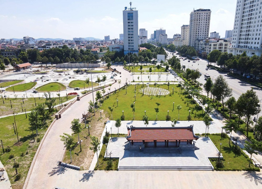 Đền thờ Bác Hồ: Không gian văn hóa, giáo dục truyền thống cho các thế hệ - Ảnh 7.
