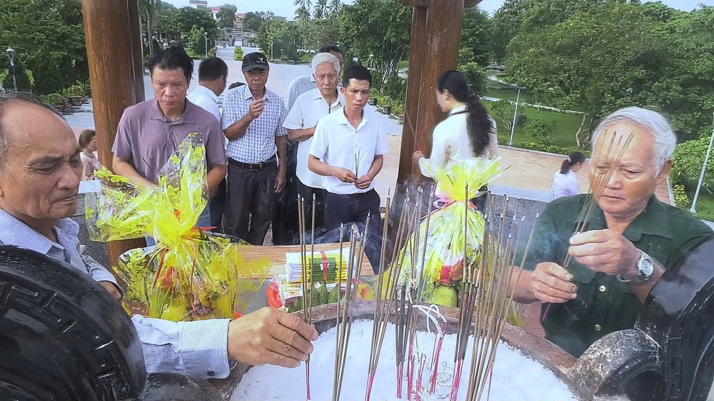 Ngày giỗ chung - Tri ân những người nằm lại Thành cổ Quảng Trị - Ảnh 3.