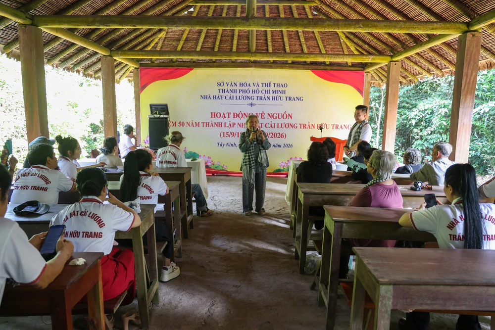 Phát huy giá trị nghệ thuật cải lương Nam - Bắc trong xã hội đương đại - Ảnh 7. Phát huy giá trị nghệ thuật cải lương Nam - Bắc trong xã hội đương đại - Ảnh 7.