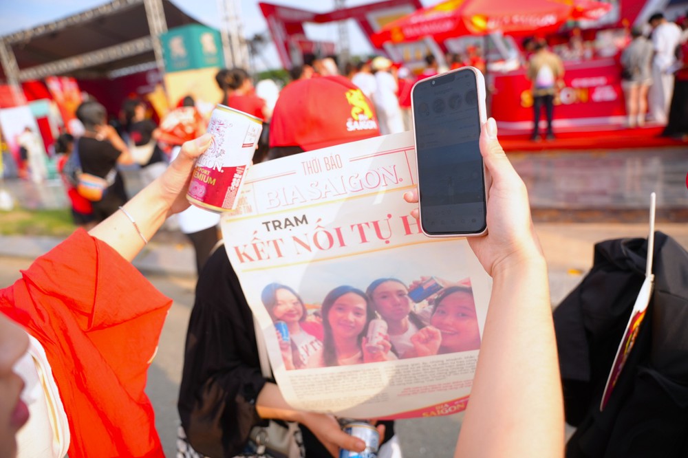 Từ đại lễ đến những cuộc sum vầy: Bia Saigon đồng hành cùng người Việt sẻ chia niềm tự hào - Ảnh 2.