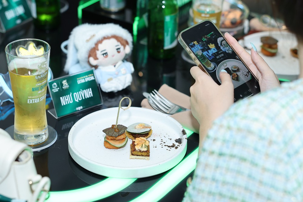 Từ đại lễ đến những cuộc sum vầy: Bia Saigon đồng hành cùng người Việt sẻ chia niềm tự hào - Ảnh 4.