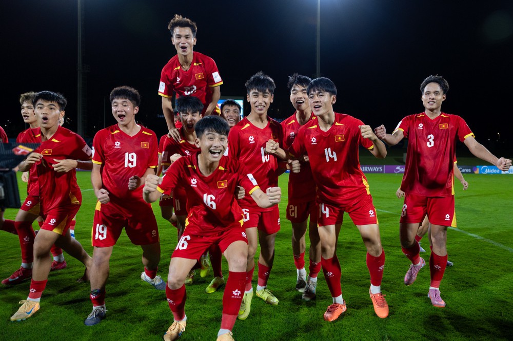 U17 Việt Nam gọi 29 cầu thủ chuẩn bị cho kỳ World Cup lịch sử - Ảnh 1.