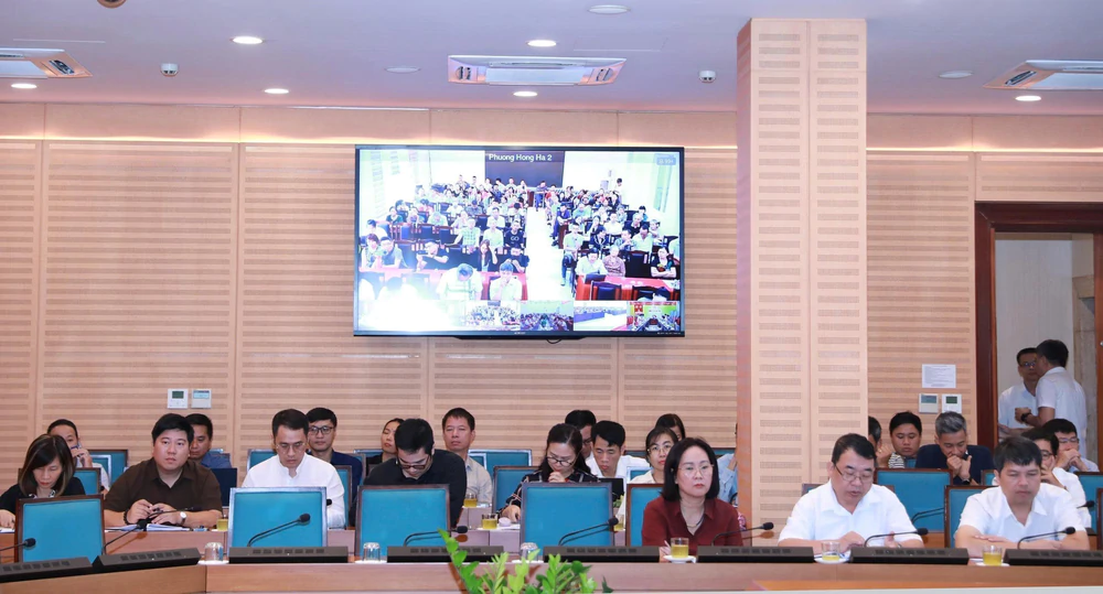 Hà Nội tiếp thu ý kiến nhân dân về Quy hoạch Trục đại lộ cảnh quan sông Hồng - Ảnh 1. Hà Nội tiếp thu ý kiến nhân dân về Quy hoạch Trục đại lộ cảnh quan sông Hồng - Ảnh 1.