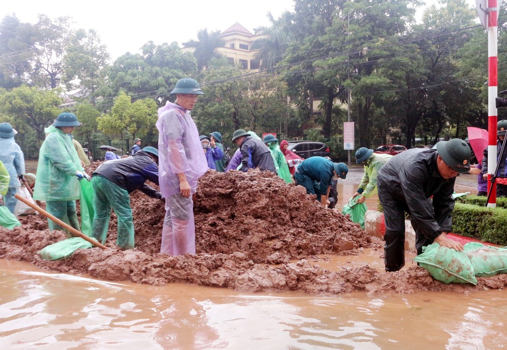 Lũ nhiều sông tiếp tục ở mức cao, Bắc Bộ và Bắc Trung Bộ còn mưa lớn - Ảnh 2.