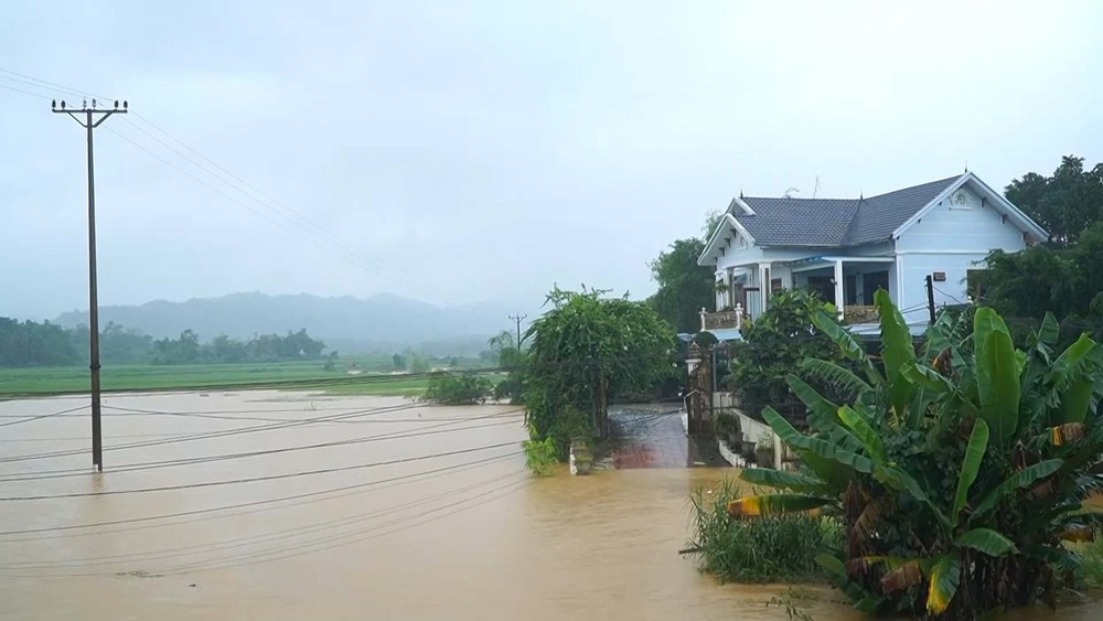Cảnh báo lũ quét, sạt lở đất ở 8 tỉnh, thành phố Bắc Bộ, Bắc Trung Bộ - Ảnh 1. Cảnh báo lũ quét, sạt lở đất ở 8 tỉnh, thành phố Bắc Bộ, Bắc Trung Bộ - Ảnh 1.