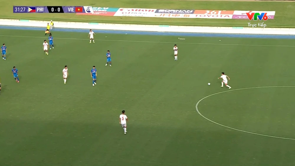 TRỰC TIẾP bóng đá U23 Việt Nam vs U23 Philippines: U23 Việt Nam kiểm soát bóng vượt trội (H1, 0-0) - Ảnh 2. TRỰC TIẾP bóng đá U23 Việt Nam vs U23 Philippines: U23 Việt Nam kiểm soát bóng vượt trội (H1, 0-0) - Ảnh 2.