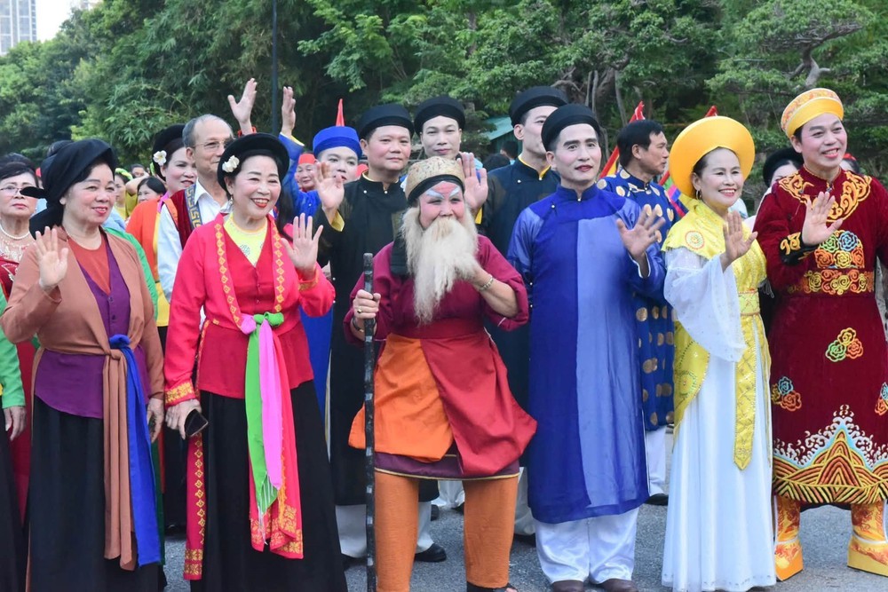 Đưa nghệ thuật truyền thống đến gần công chúng qua chương trình “Âm nhạc và Di sản” - Ảnh 3. Đưa nghệ thuật truyền thống đến gần công chúng qua chương trình “Âm nhạc và Di sản” - Ảnh 3.