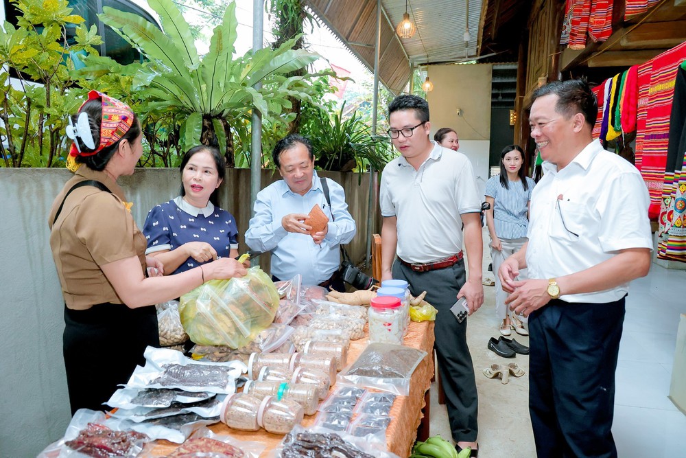 Nghệ An: Mường Chọng khơi dậy tiềm năng lợi thế phát triển du lịch cộng đồng - Ảnh 4.