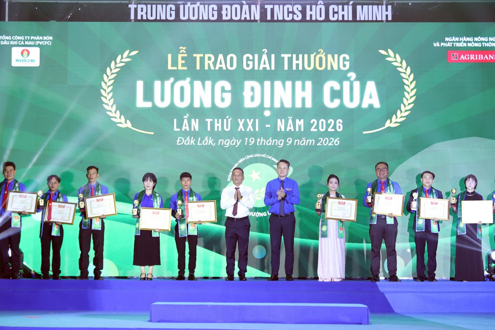 30 nhà nông trẻ nhận Giải thưởng Lương Định Của lần thứ XXI năm 2026 - Ảnh 1. 30 nhà nông trẻ nhận Giải thưởng Lương Định Của lần thứ XXI năm 2026 - Ảnh 1.
