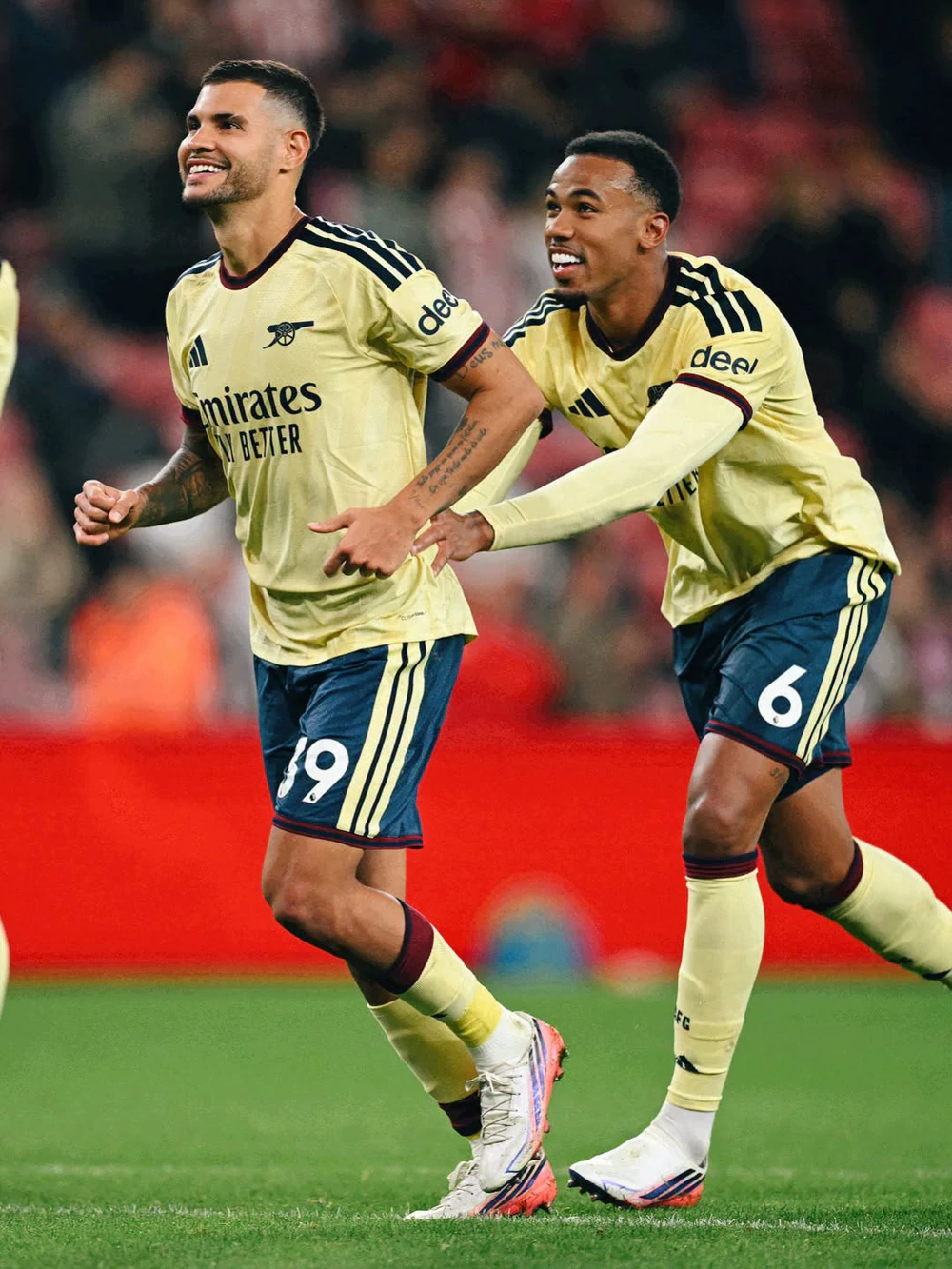 TRỰC TIẾP bóng đá Brighton vs Arsenal 21h00 hôm nay, Ngoại hạng Anh 2026/27 - Ảnh 2. TRỰC TIẾP bóng đá Brighton vs Arsenal 21h00 hôm nay, Ngoại hạng Anh 2026/27 - Ảnh 2.