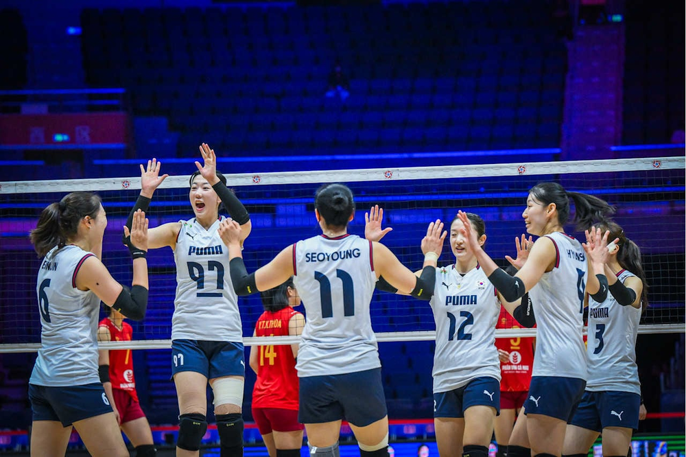 HLV Hàn Quốc gửi thông điệp trước ngày tái ngộ ĐT bóng chuyền nữ Việt Nam ở ASIAD 2026 - Ảnh 1. HLV Hàn Quốc gửi thông điệp trước ngày tái ngộ ĐT bóng chuyền nữ Việt Nam ở ASIAD 2026 - Ảnh 1.