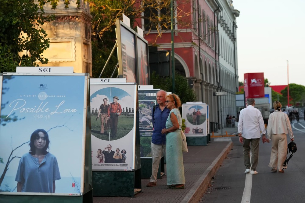 Liên hoan phim Venice 2026: Khi Lido hóa thành sân khấu điện ảnh - Ảnh 7. Liên hoan phim Venice 2026: Khi Lido hóa thành sân khấu điện ảnh - Ảnh 7.