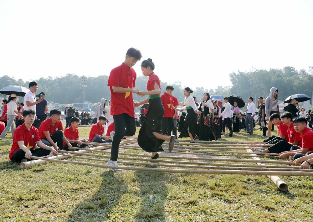 Lai Châu chào mừng Tết Độc lập - Ảnh 12.