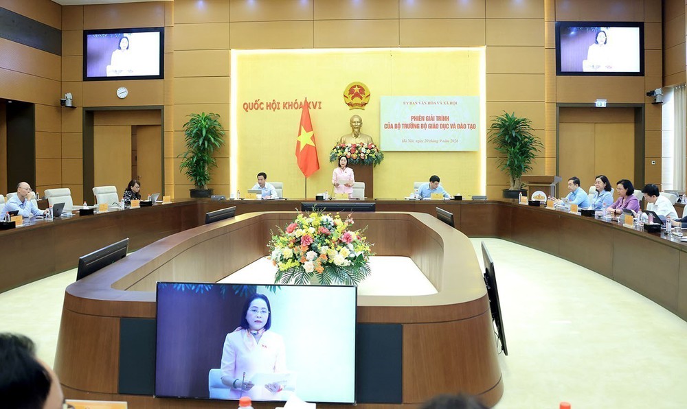 Bộ trưởng Hoàng Minh Sơn giải đáp nhiều vấn đề trọng tâm của ngành Giáo dục - Ảnh 1. Bộ trưởng Hoàng Minh Sơn giải đáp nhiều vấn đề trọng tâm của ngành Giáo dục - Ảnh 1.