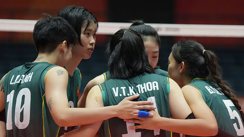 Quan chức bóng chuyền Indonesia chỉ ra lý do đội nhà thắng ĐT bóng chuyền nữ Việt Nam ở ASIAD 2026 - Ảnh 1. Quan chức bóng chuyền Indonesia chỉ ra lý do đội nhà thắng ĐT bóng chuyền nữ Việt Nam ở ASIAD 2026 - Ảnh 1.