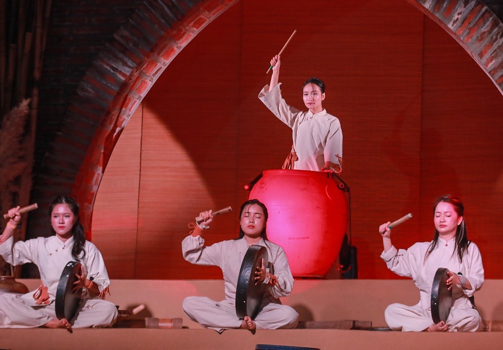 Nhìn lại Festival Thăng Long - Hà Nội 2026: Nối dài "dòng chảy di sản" - Ảnh 1. Nhìn lại Festival Thăng Long - Hà Nội 2026: Nối dài "dòng chảy di sản" - Ảnh 1.