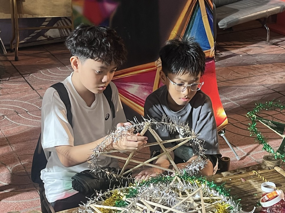 Nối dài sức sống trò chơi dân gian từ một cuộc hẹn điện ảnh - Ảnh 5. Nối dài sức sống trò chơi dân gian từ một cuộc hẹn điện ảnh - Ảnh 5.