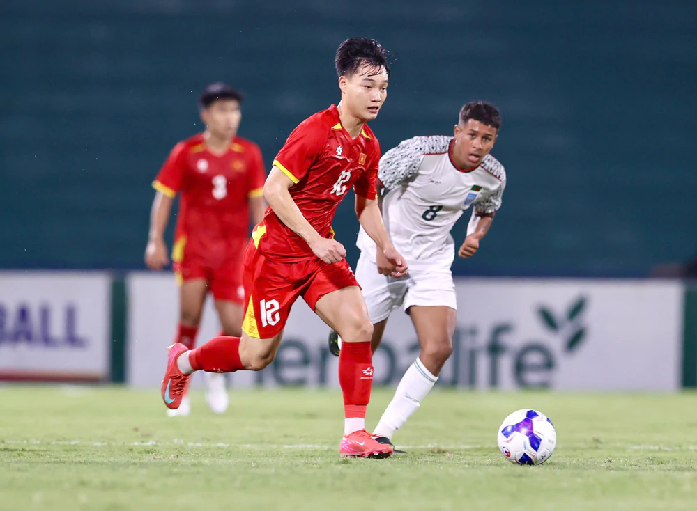 Xuân Bắc và khoảng trống lớn ở tuyến giữa U23 Việt Nam - Ảnh 1. Xuân Bắc và khoảng trống lớn ở tuyến giữa U23 Việt Nam - Ảnh 1.