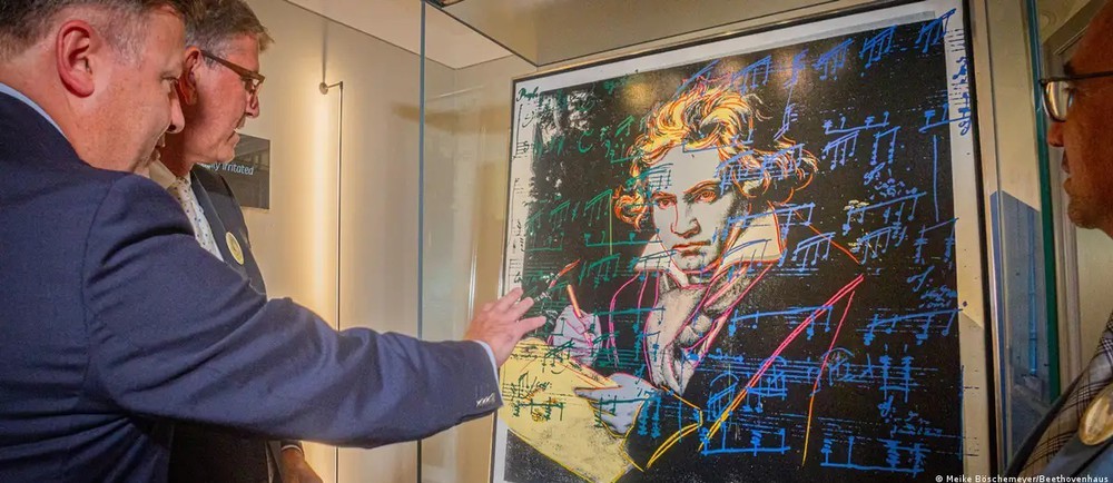 Beethoven và Andy Warhol: Cuộc gặp đặc biệt giữa hai biểu tượng nghệ thuật - Ảnh 2. Beethoven và Andy Warhol: Cuộc gặp đặc biệt giữa hai biểu tượng nghệ thuật - Ảnh 2.