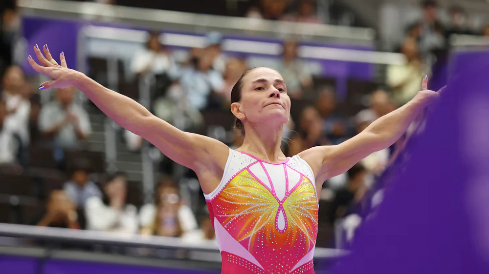 51 tuổi vẫn chinh phục ASIAD, huyền thoại TDDC Oksana Chusovitina khiến khán giả thán phục - Ảnh 1.