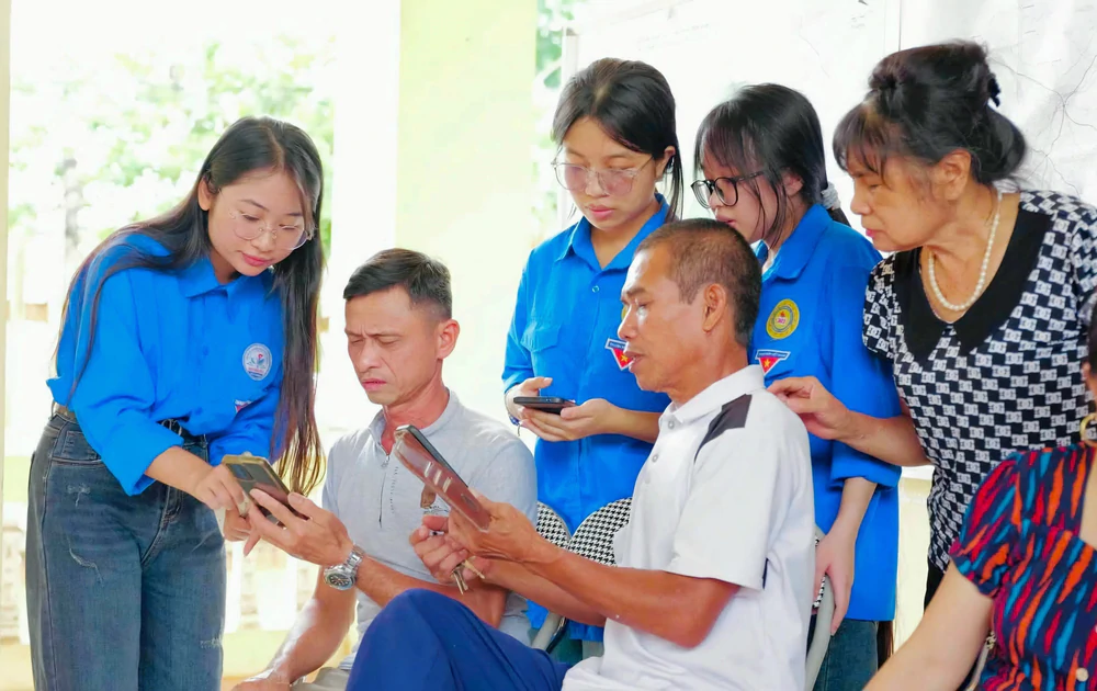 Để xã hội số mở rộng cơ hội phát triển cho con người - Ảnh 3. Để xã hội số mở rộng cơ hội phát triển cho con người - Ảnh 3.