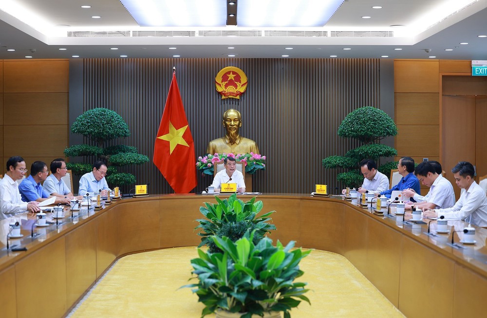 Thủ tướng Chính phủ chỉ đạo một số vấn đề "nóng" trong giáo dục và đào tạo - Ảnh 1. Thủ tướng Chính phủ chỉ đạo một số vấn đề "nóng" trong giáo dục và đào tạo - Ảnh 1.
