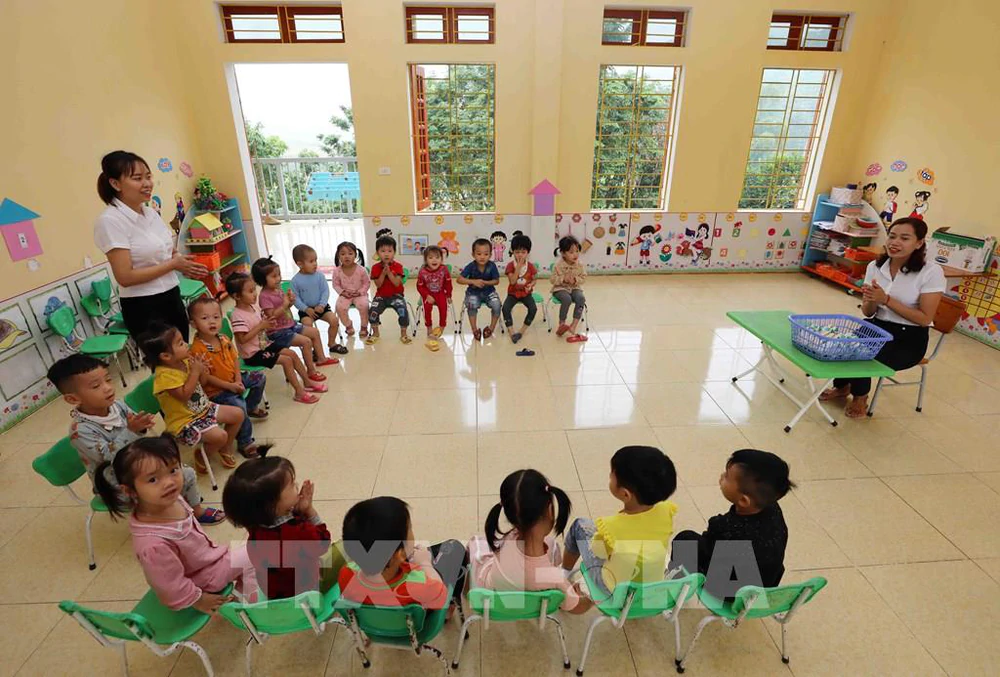 Phấn đấu phổ cập giáo dục mầm non 3 - 5 tuổi vào năm 2030 - Ảnh 2. Phấn đấu phổ cập giáo dục mầm non 3 - 5 tuổi vào năm 2030 - Ảnh 2.