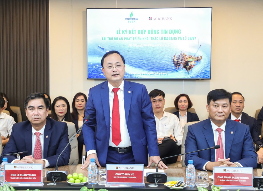 Agribank – PVEP ký kết Hợp đồng tín dụng, đồng hành triển khai dự án năng lượng trọng điểm quốc gia - Ảnh 2.
