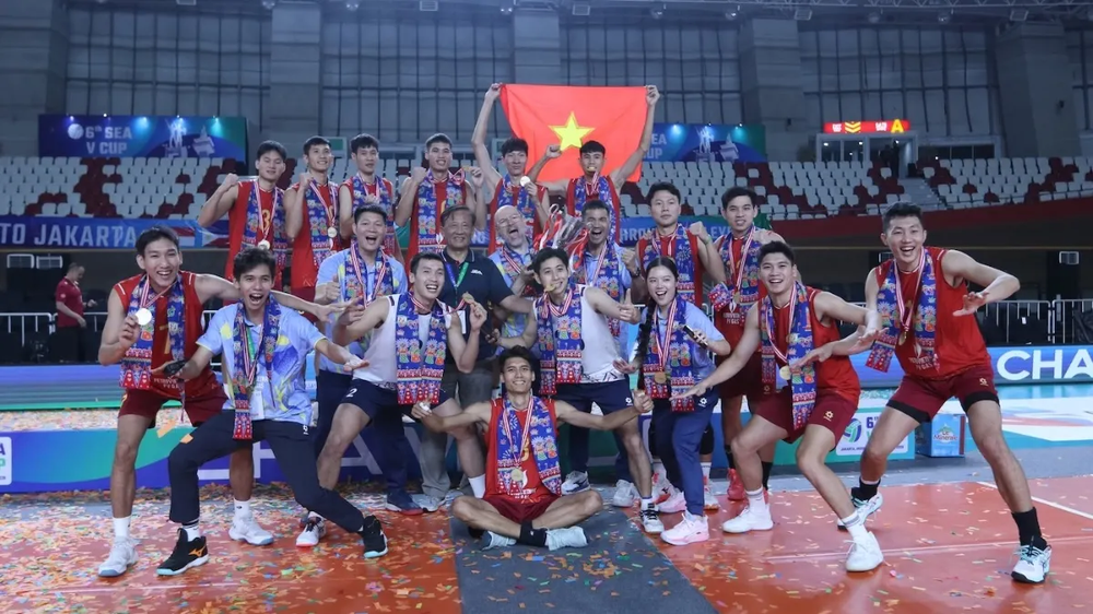 Bóng chuyền nam Việt Nam trở lại ASIAD lần đầu tiên sau 8 năm - Ảnh 1. Bóng chuyền nam Việt Nam trở lại ASIAD lần đầu tiên sau 8 năm - Ảnh 1.