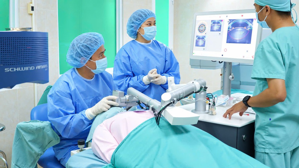 Người tiểu đường mắc bệnh đục thủy tinh thể điều trị khi nào? - Ảnh 1.