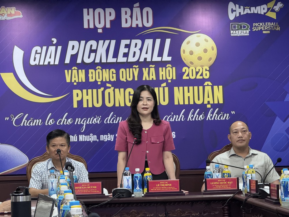 Pickleball để kết nối yêu thương, lan tỏa nghĩa tình ở TP.HCM - Ảnh 1. Pickleball để kết nối yêu thương, lan tỏa nghĩa tình ở TP.HCM - Ảnh 1.