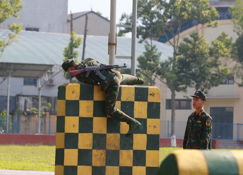 Trung đoàn Thủ đô, đơn vị nhiều năm liên tục đạt Lá cờ đầu trong phong trào Thi đua Quyết thắng - Ảnh 9.