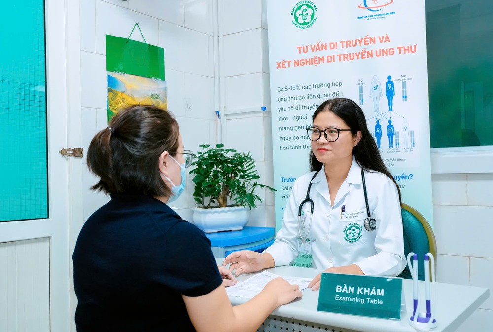 Nữ bác sĩ Bệnh viện Bạch Mai trở thành Đại sứ Quỹ điều trị ung thư quốc tế - Ảnh 1.